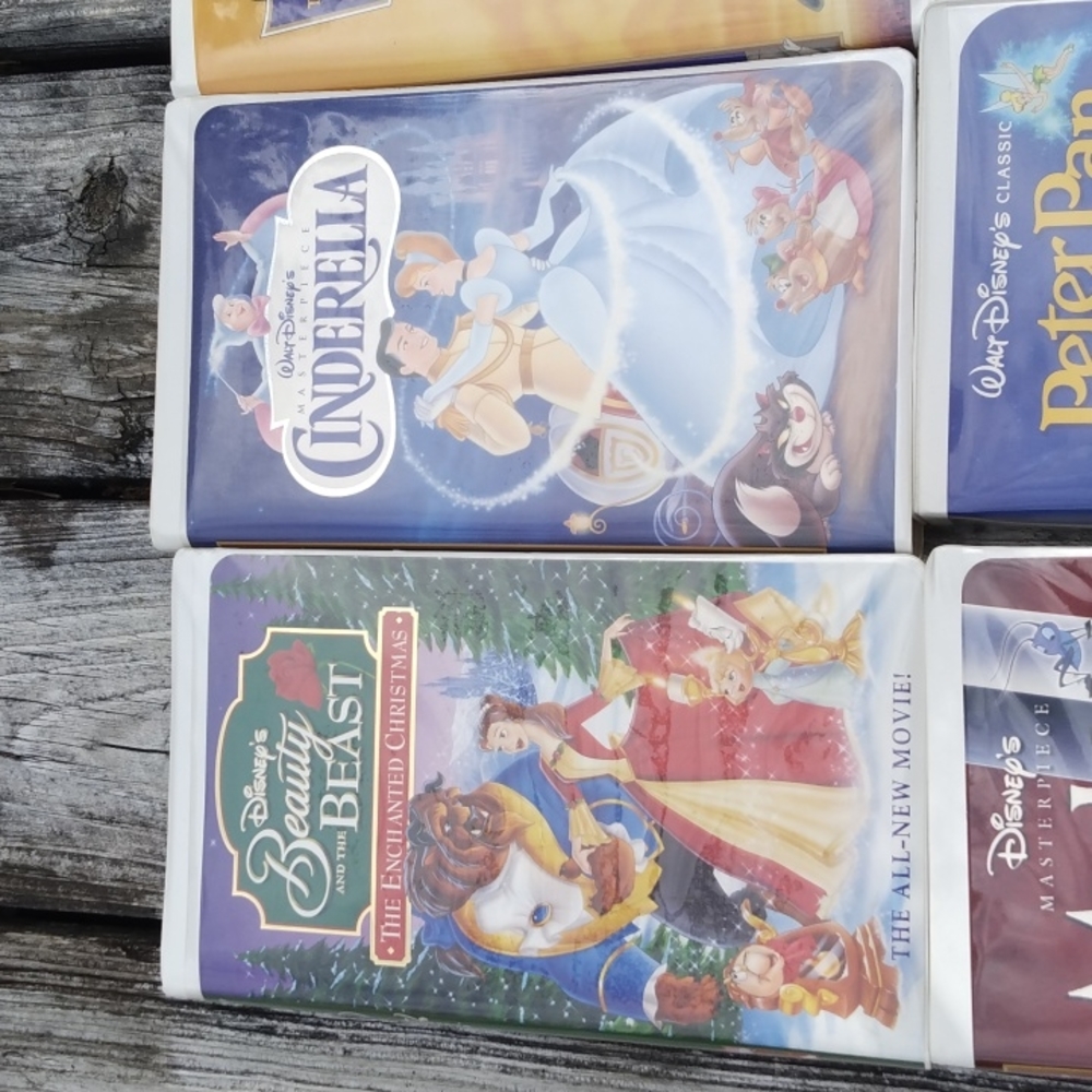 Disney Classics on VHS in great condition. - Picture 2 of 10